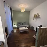 Grand Et Chaleureux Proche Kinepolis Nancy